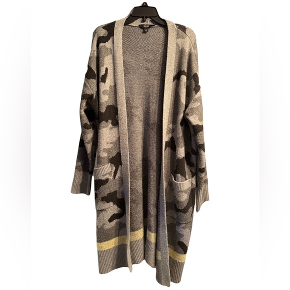 Vera Wang Cardigan - Picture 1 of 4